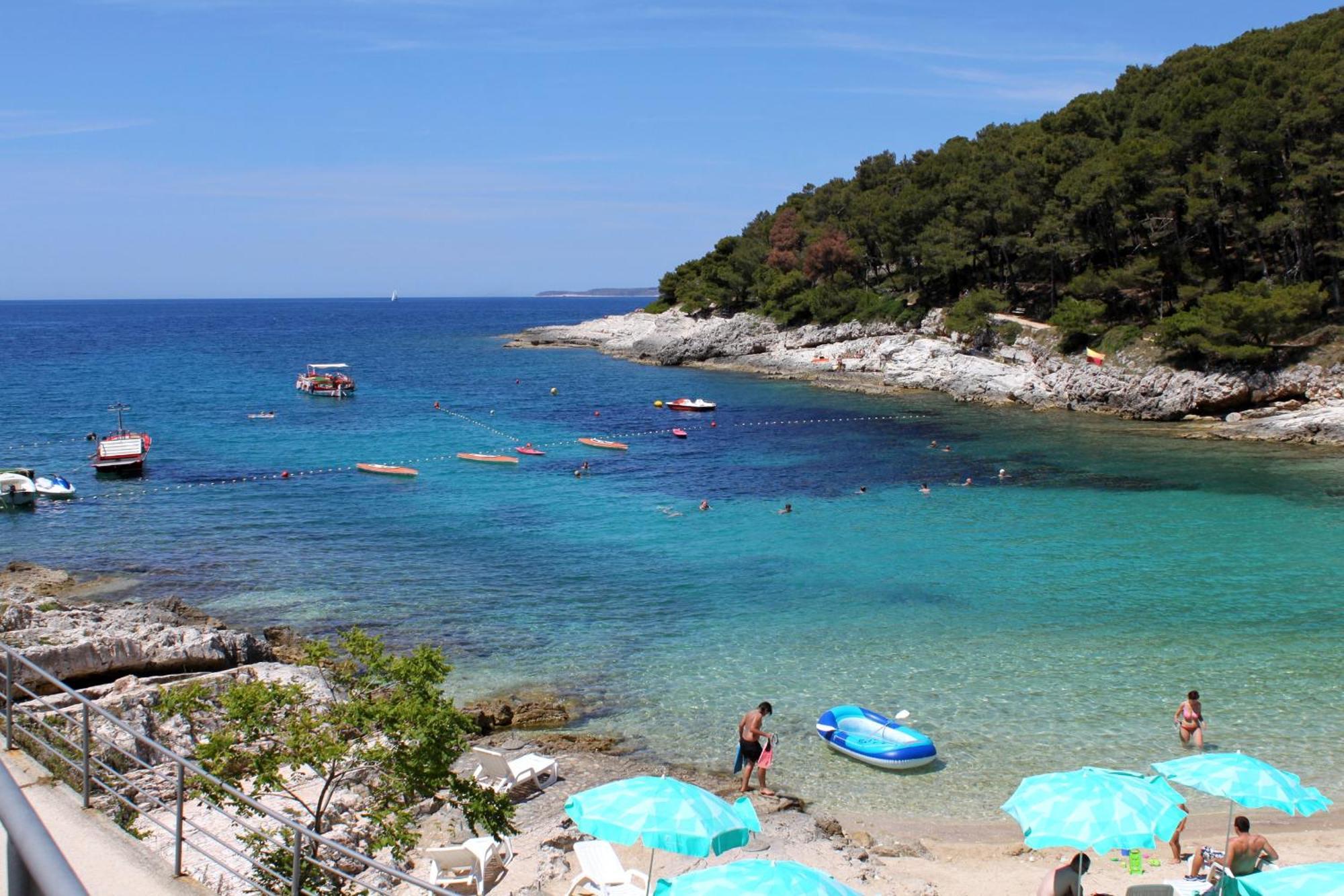 Apartments And Rooms With Parking Space Mali Lošinj Eksteriør billede